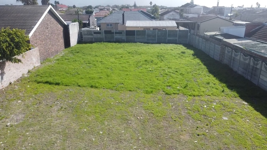 Commercial Property for Sale in Grassy Park Western Cape